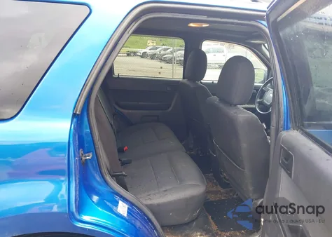 2012 Ford Escape Xlt z USA, uszkodzony, nr VIN 1FMCU9D70CKA34070